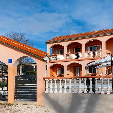 Holiday home Amazing In Gornja With Outdoor Swimming Pool *