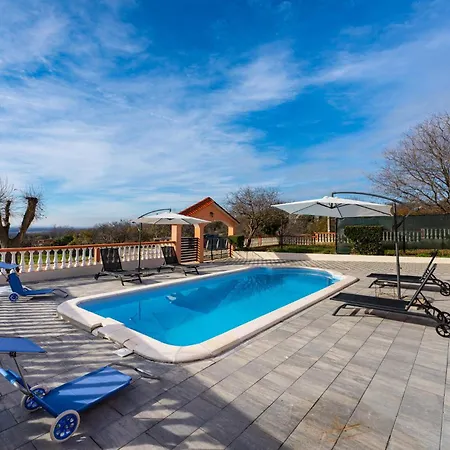 Holiday home Amazing In Gornja With Outdoor Swimming Pool Slivnica